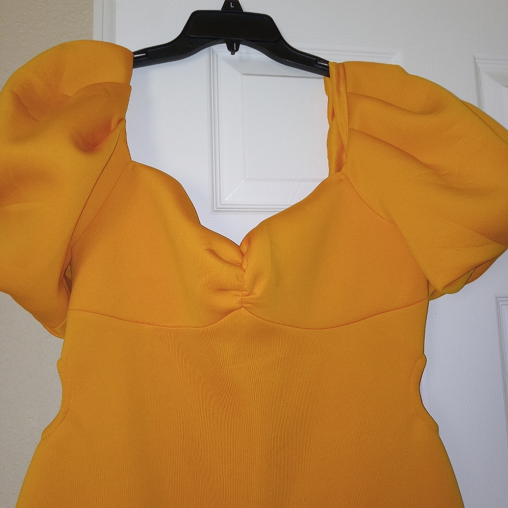 Dress - Picture 5 of 8